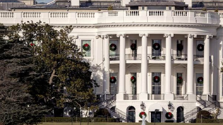 কাটা পড়ছে হোয়াইট হাউসের বিখ্যাত ম্যাগনোলিয়া গাছ