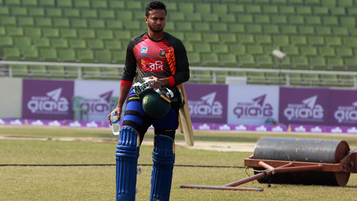 তিন ফরম্যাটে আবারও বিশ্ব সেরা সাকিব