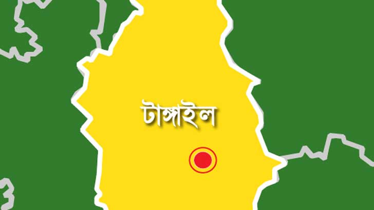 যিনি ভারপ্রাপ্ত প্রধান শিক্ষক তিনিই চাকরিপ্রার্থী