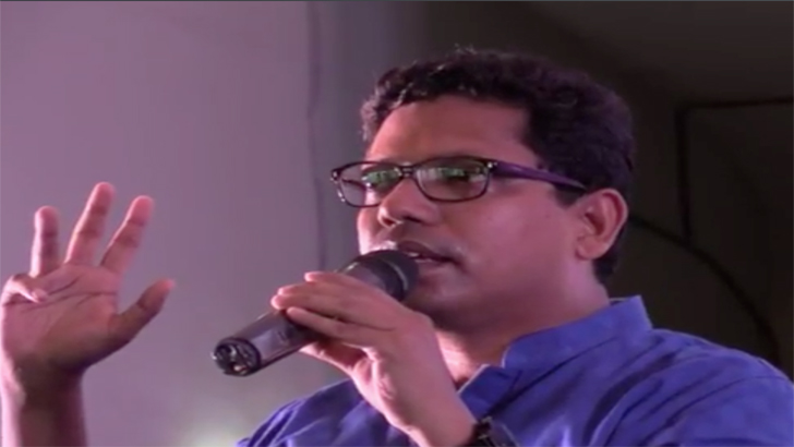 ইন্টারনেট উৎসবে শিশুদের ইন্টারনেট ব্যবহার শেখালেন পলক