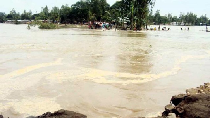 বাঁধ কেটে বন্যা আনা!