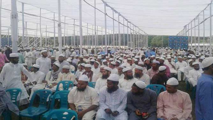 শোকরানা মাহফিলে ইমাম-মুয়াজ্জিনদের ভাতার দাবি