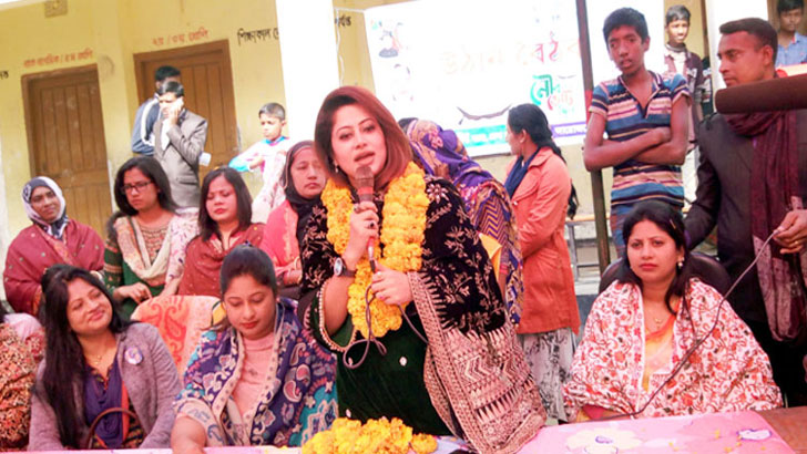 মাশরাফিপত্নীর ‘উন্নয়নের সূর্য’ এখন  নড়াইলবাসীর মুখে মুখে