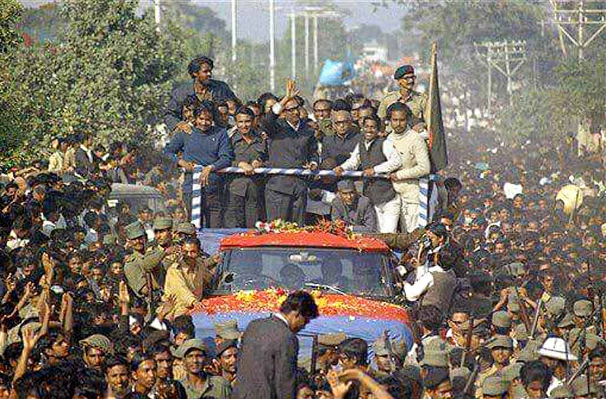 আজ বঙ্গবন্ধুর স্বদেশ প্রত্যাবর্তন দিবস