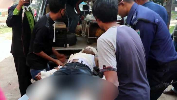 পাবনায় আ’লীগ-যুবলীগের সংঘর্ষে নিহত ১