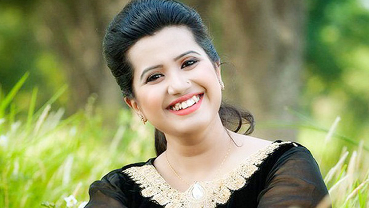 ফেসবুককে বিদায় জানালেন ন্যান্সি!