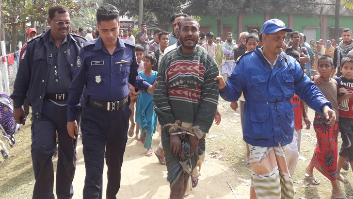 নাটোরে ছেলের হাতে মানসিক ভারসাম্যহীন মা খুন