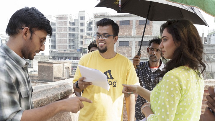 আসছে কাছে আসার অসমাপ্ত গল্প