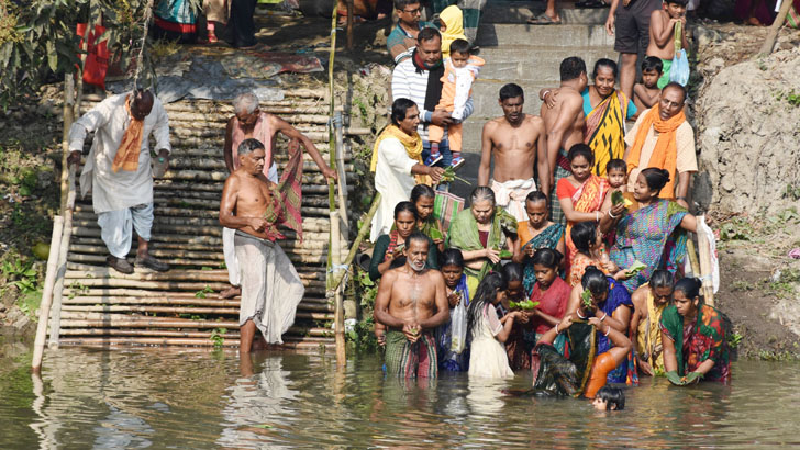 রাজবাড়ীতে ১০ দিনব্যাপী গঙ্গাস্নান-মেলা