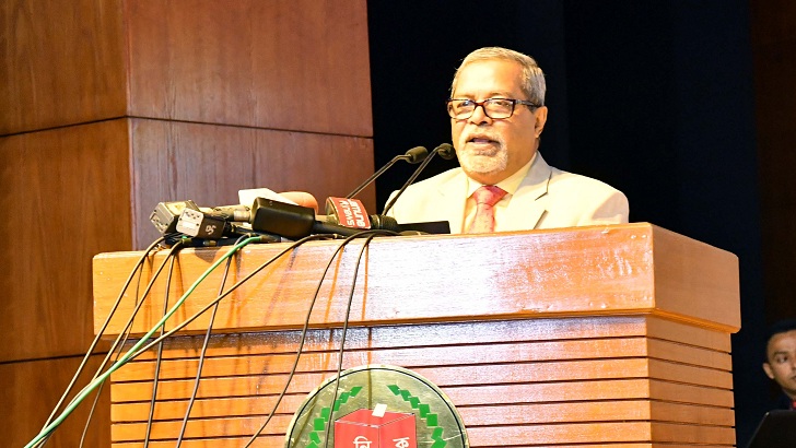 ব্যালট বাক্স ভর্তির জন্য কারা দায়ী তা বলার সুযোগ নেই: সিইসি