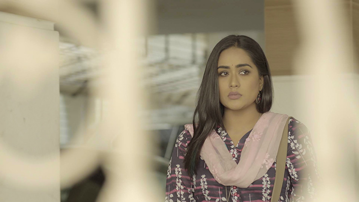 নতুন ওয়েব সিরিজ: চেনা পথের অপরিচিতা