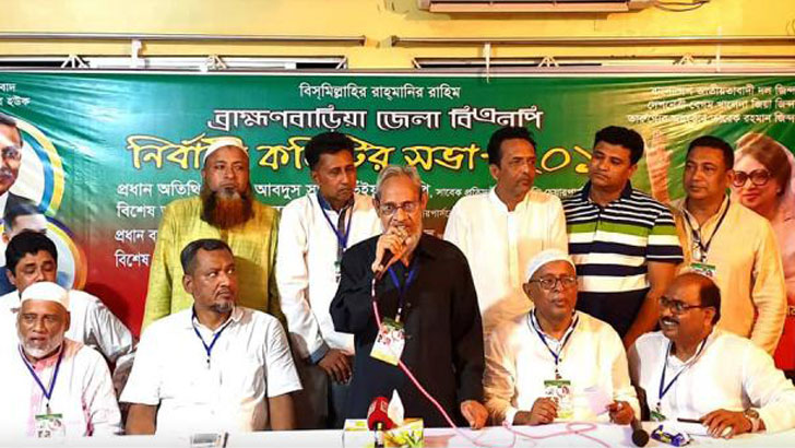 আমার শপথের খবর ভিত্তিহীনই নয়, রাবিশ: উকিল আবদুস সাত্তার