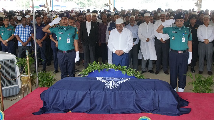 চিরনিদ্রায় শায়িত অতিরিক্ত আইজিপি রৌশন আরা