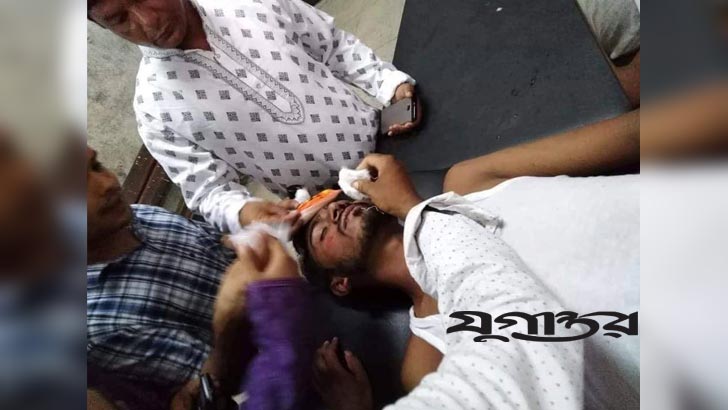 ভিপি নুরের ওপর বগুড়ায় ছাত্রলীগের হামলা