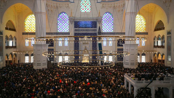 শবেকদরে রাসুল (সা.) যে দোয়া পড়তে বলেছেন