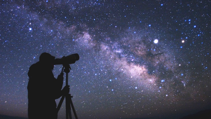 চাঁদ দেখার জন্য উন্নত প্রযুক্তির যন্ত্র কিনবে বাংলাদেশ