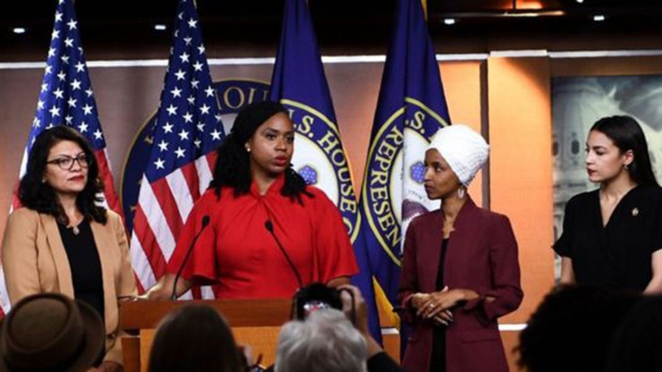 ট্রাম্পের বিরুদ্ধে রুখে দাঁড়ালেন বিরোধী দলের সেই ৪ নারী এমপি
