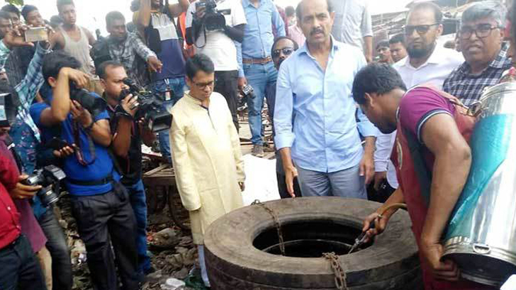 মহাখালীতে পরিত্যক্ত টায়ারে এডিস মশার লার্ভা, জরিমানা ৫ লাখ