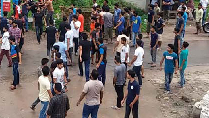 রাজশাহী বিশ্ববিদ্যালয়ে ছাত্রলীগের দু’গ্রুপে সংঘর্ষ, আহত ৮