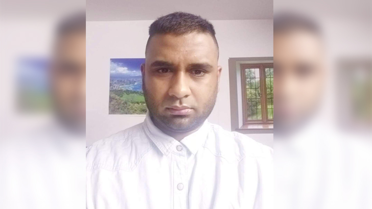 লন্ডন প্রবাসী শাহরিয়ার খানের বাসায় দুর্বৃত্তদের হামলা