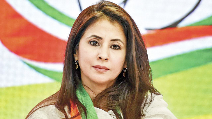 কংগ্রেস ছেড়ে শিব সেনায় উর্মিলা!