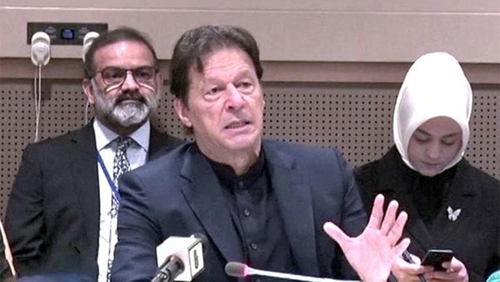 পশ্চিমারা কিছুদিন পরপরই রাসূলের অবমাননা করে: ইমরান খান