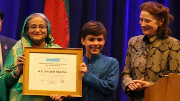 ‘চ্যাম্পিয়ন অব স্কিলস ডেভেলপমেন্ট ফর ইয়ুথ’সম্মাননায় ভূষিত প্রধানমন্ত্রী