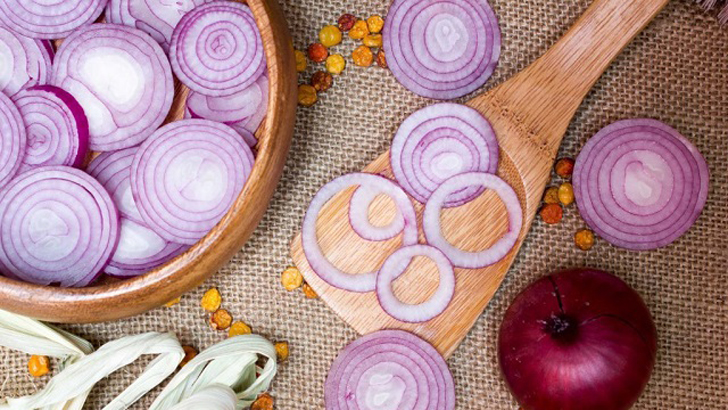 ৭ দিনে চুল পড়া বন্ধ করে নতুন চুল গজাবে যে মসলা