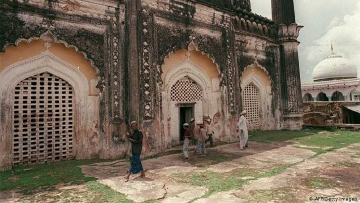 বাবরি মসজিদ: ফিরে দেখা ইতিহাস