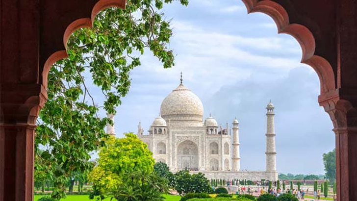 তাজমহল ভ্রমণে যাচ্ছেন, জেনে নিন ৭ তথ্য
