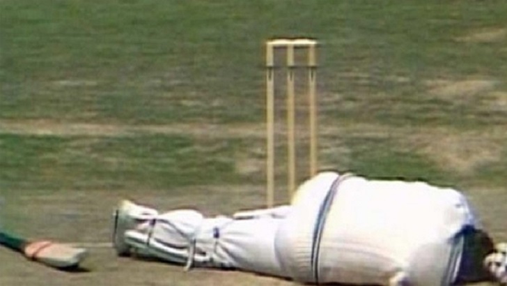 হার্ট অ্যাটাক হয়ে মাঠেই ভারতীয় ক্রিকেটারের মৃত্যু