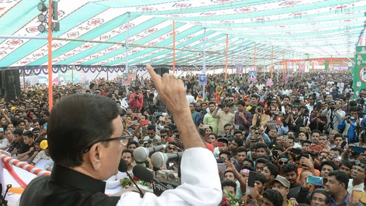 ব্যানার পোস্টার লাগাতে এখন আর কর্মী পাই না: ওবায়দুল কাদের