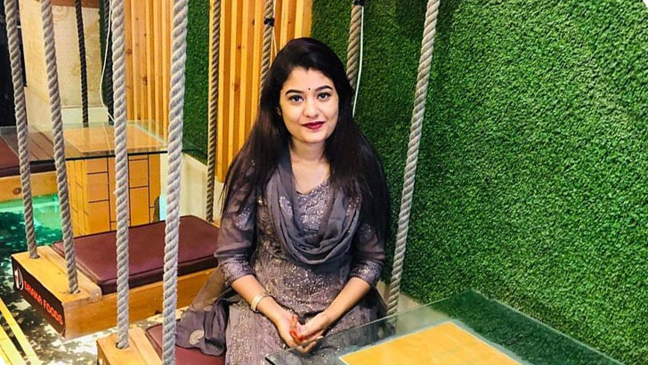 সড়ক দুর্ঘটনায় ছাত্রলীগ নেত্রী ফারমিন মৌলি নিহত