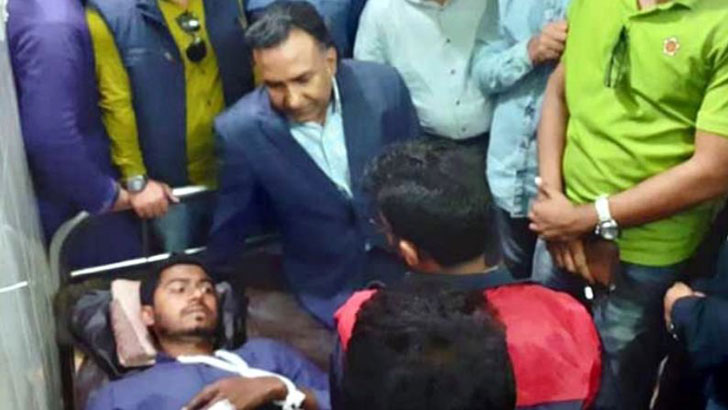 ভিপি নুরকে দেখতে ঢামেকে বিএনপি নেতা হাবিব-উন-নবী সোহেল