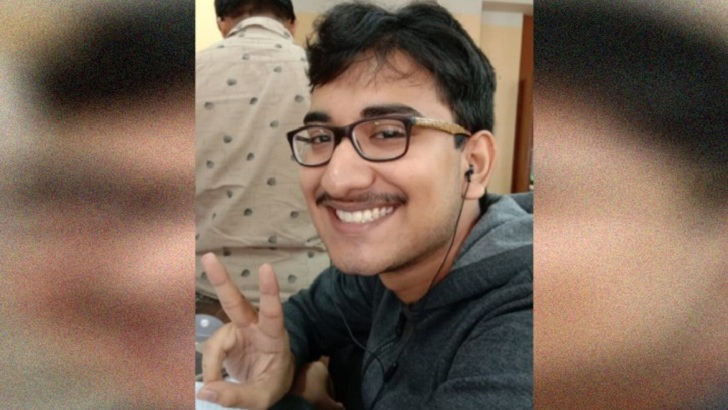 বাবাকে ভিডিও কল করে হোস্টেলের ছাদ থেকে ঝাঁপ বিশ্ববিদ্যালয় ছাত্রের!