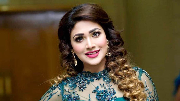 প্রথম বিয়ের সিদ্ধান্ত ভুল ছিল: জয়কে বললেন পিয়া