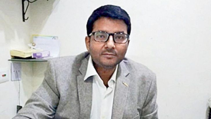 ৫০ লাখ টাকা না দিলে আমায় মেরে ফেলবে, স্ত্রীকে ফোন করে ডাক্তারের আকুতি