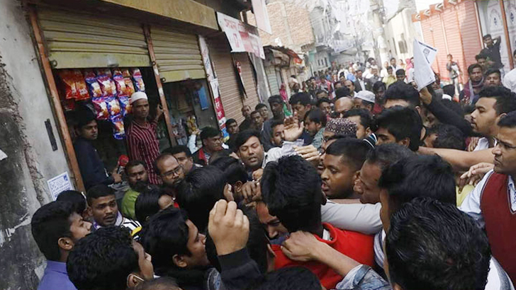 মিরপুরে ফের তাবিথের গণসংযোগে হামলা