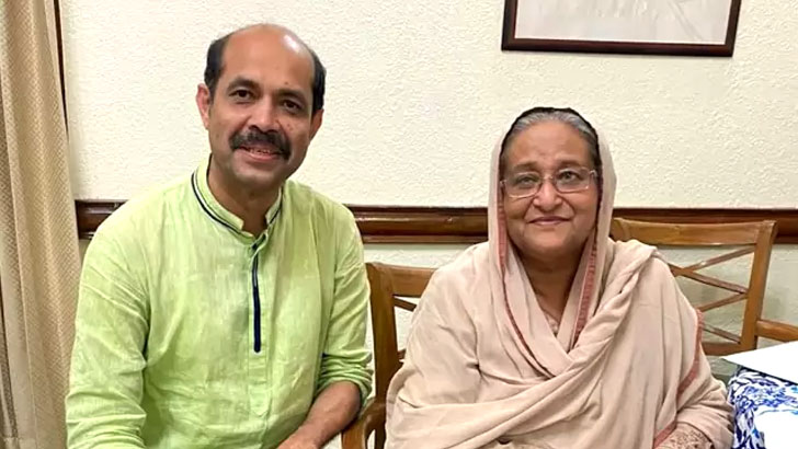 প্রধানমন্ত্রীর দোয়া নিলেন আতিকুল