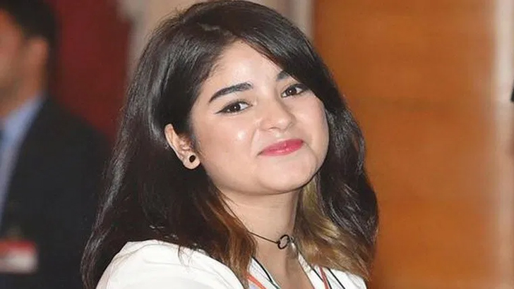 কাশ্মীরিদের দুর্ভোগ নিয়ে জাইরা ওয়াসিমের মর্মস্পর্শী স্ট্যাটাস