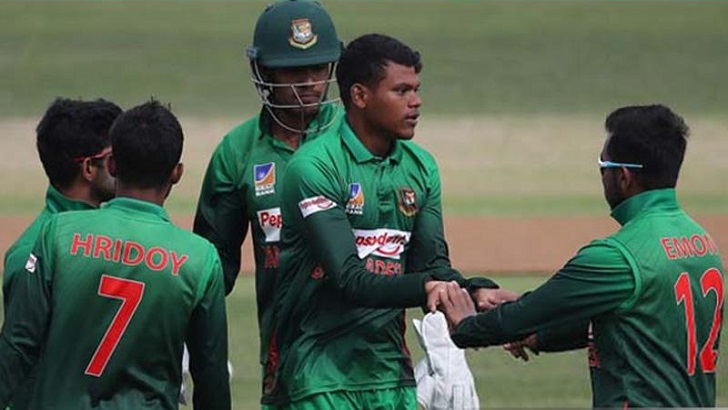 ইতিহাস গড়ার লক্ষ্যে ফিল্ডিংয়ে বাংলাদেশ