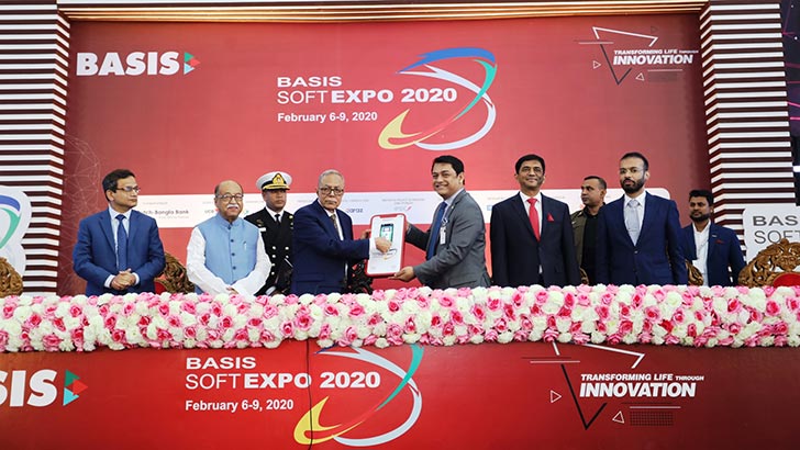 দক্ষিণ এশিয়ার সবচেয়ে বড় আইসিটি এক্সপো শুরু হলো ঢাকায়