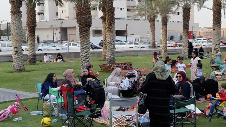 সামাজিক অনুষ্ঠানে সৌদিতে ৩৩ শতাংশ করোনাভাইরাস