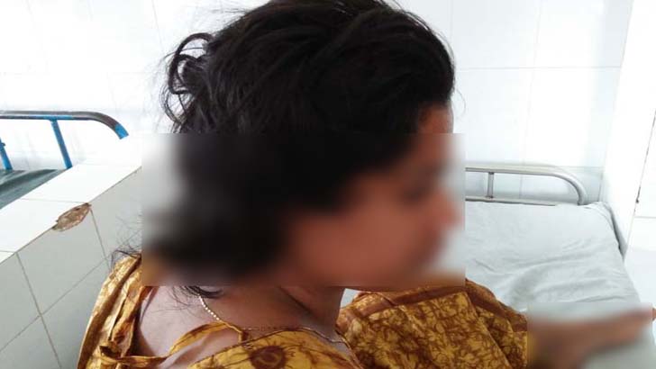 বিয়েতে রাজি না হওয়ায় তরুণীর চুল কেটে দিল বখাটে
