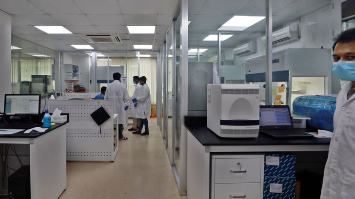 দেশের ৭টি সেন্টারে করোনা টেস্ট করানো হচ্ছে