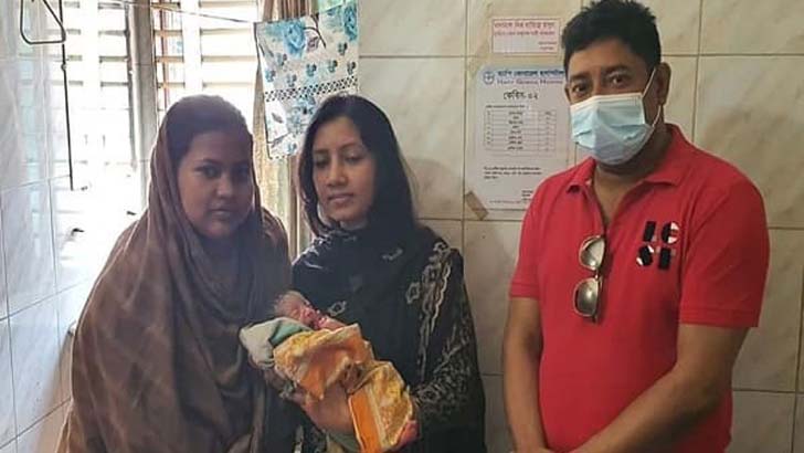 মহাসড়কে অন্তঃসত্ত্বার আহাজারি, ওসির সহযোগিতায় সন্তান প্রসব