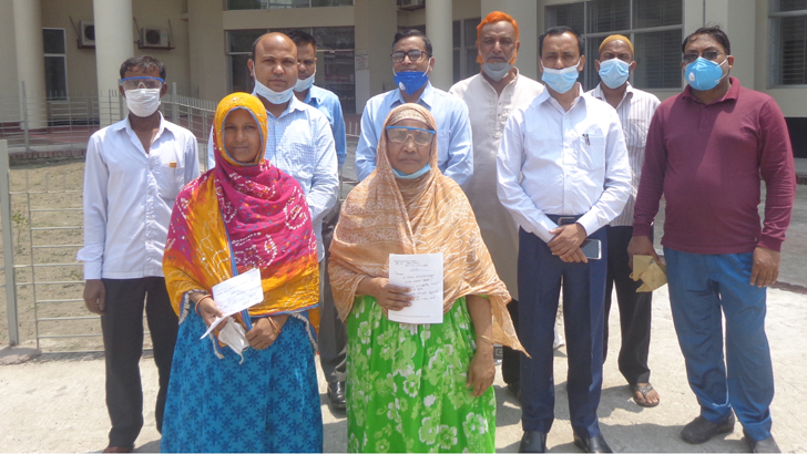 শেরপুরে প্রথম সুস্থ হয়ে বাড়ি ফিরলেন করোনায় আক্রান্ত দুই নারী