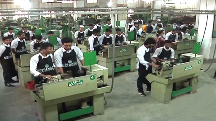 বন্ধের উপক্রম দেশের সাড়ে ১০ হাজার কারিগরি শিক্ষাপ্রতিষ্ঠান