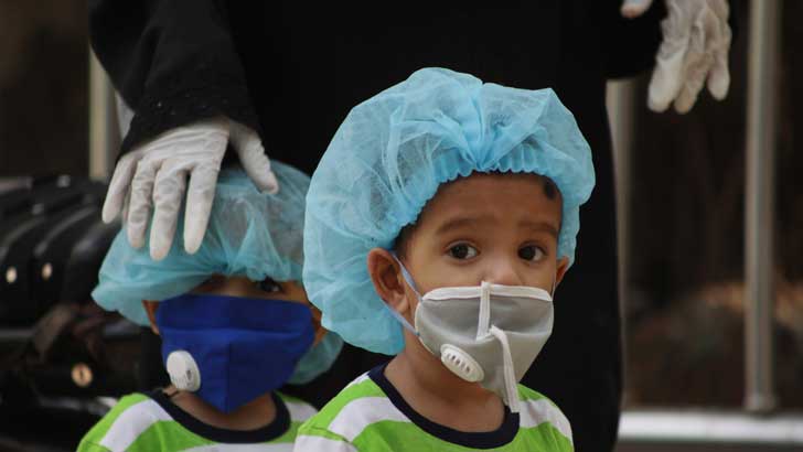 দেশে এক মাসে সাড়ে ৪৫ কোটি সার্জিক্যাল মাস্ক ব্যবহার হয়েছে