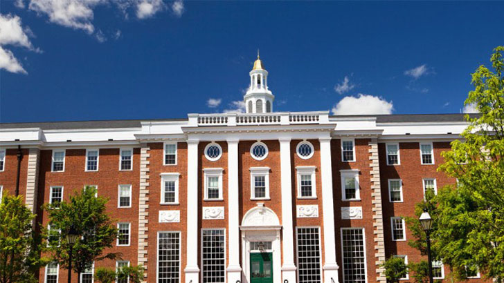 দীর্ঘ ছুটির পর খুলছে হার্ভার্ড